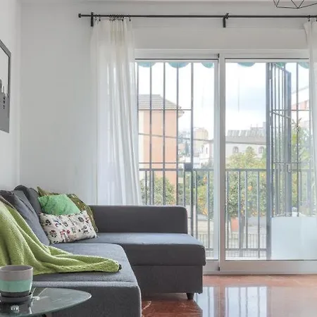 Elegante Apt Luminoso Y Tranquilo De 2 Hab Sevilla Wifi-Ful Parking Inc Exterior photo