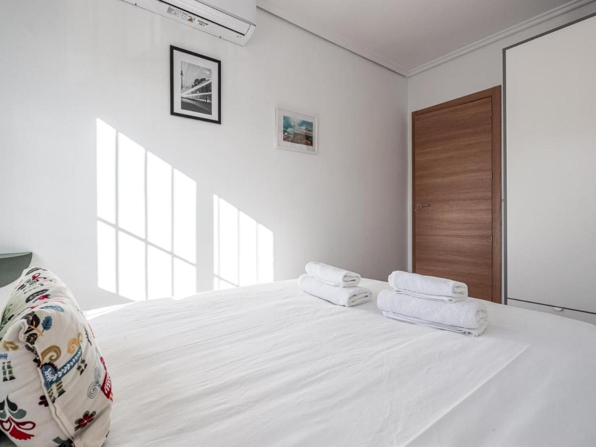 Elegante Luminoso Y Tranquilo De 2 Hab Wifi-ful Parking Inc Appartement