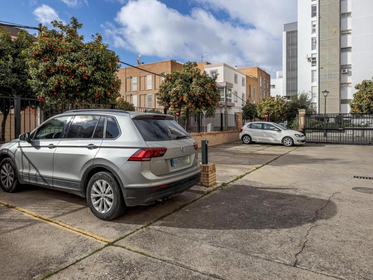 Elegante Luminoso Y Tranquilo De 2 Hab Wifi-ful Parking Inc Appartement Sevilla
