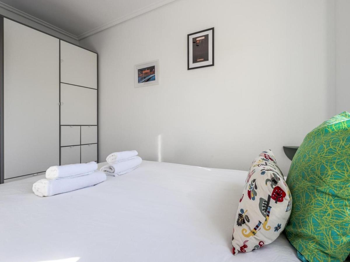 Elegante Luminoso Y Tranquilo De 2 Hab Wifi-ful Parking Inc Appartement Sevilla