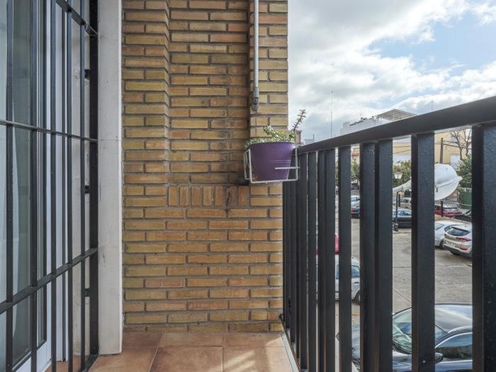 Elegante Luminoso Y Tranquilo De 2 Hab Wifi-ful Parking Inc Appartement Sevilla
